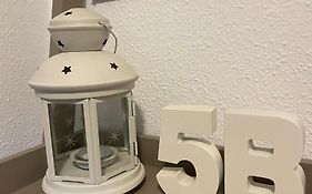 Las 5 Bes- Estudio bed&breakfast